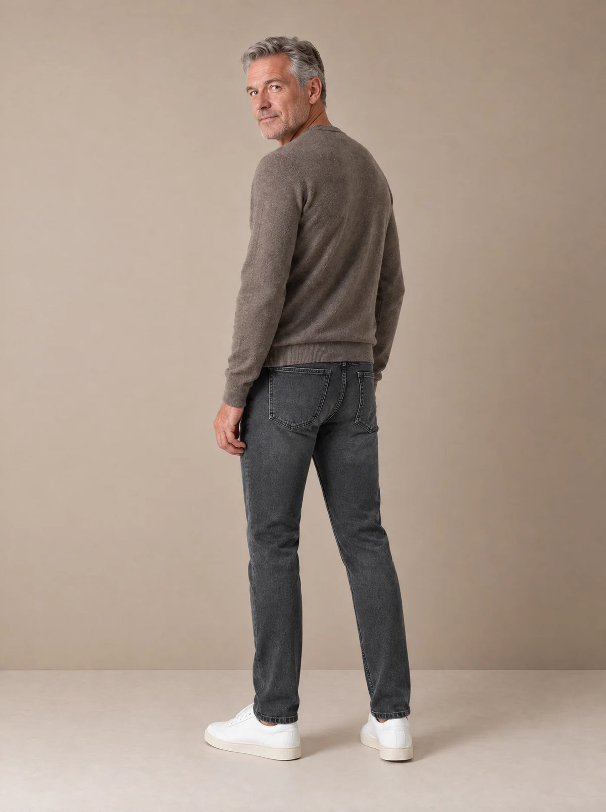The Precision Jeans – Graphite
