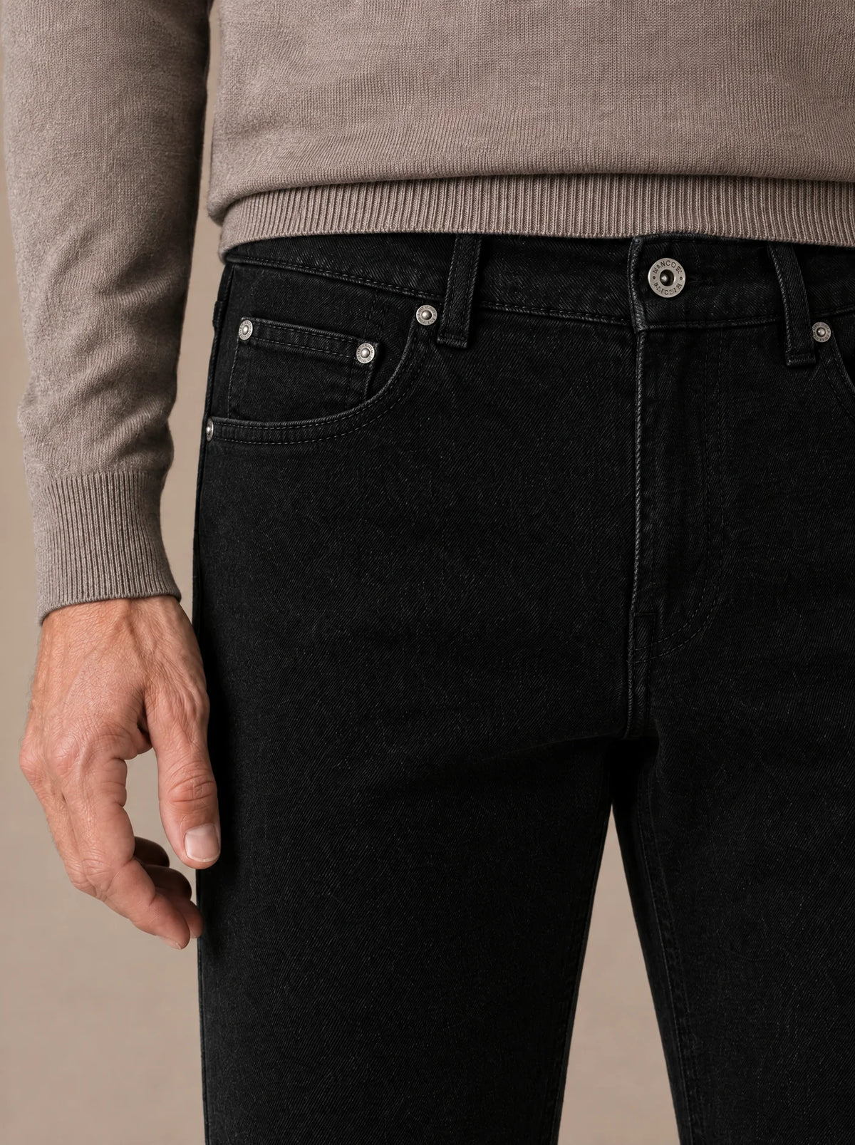 The Precision Jeans – Jet Black